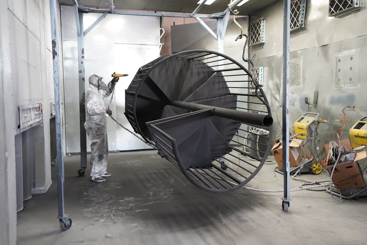Paint supply in production paint shops